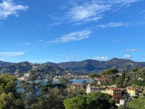 LUX - Elegant sea view apartment in Portofino Coast Zoagli